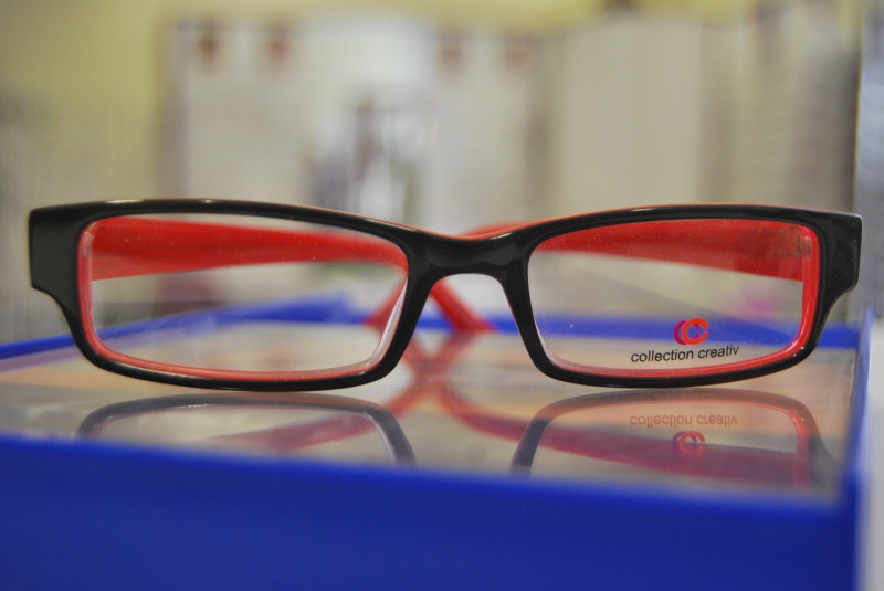 opticien-NICE-min_view-sight-lens-frame-optics-spectacles-1141012-pxhere.com